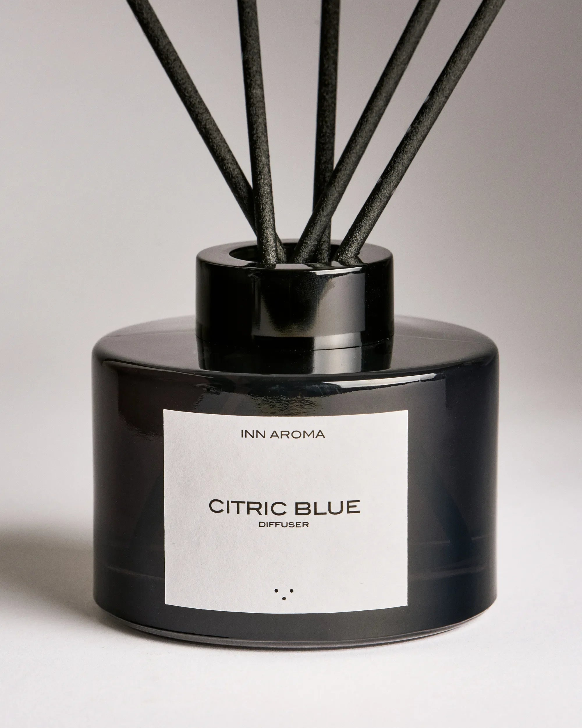 Mikado, azul cítrico (Emblematics)
