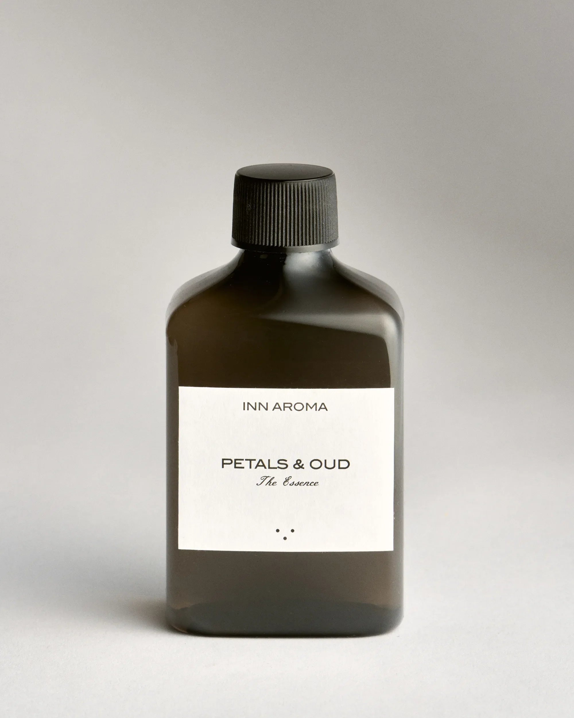 The Essence, Petals & Oud
